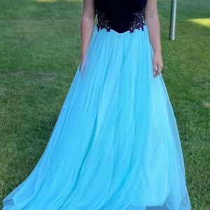 Elegant Black and Teal Evening Gown